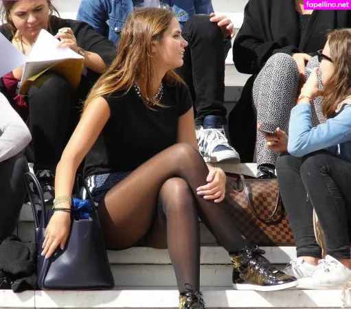 Bare Feet OnlyFans Thumbnail #MOY1asQxzL