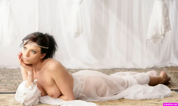 Bare Maidens OnlyFans Thumbnail #4MOpOzw9Oh