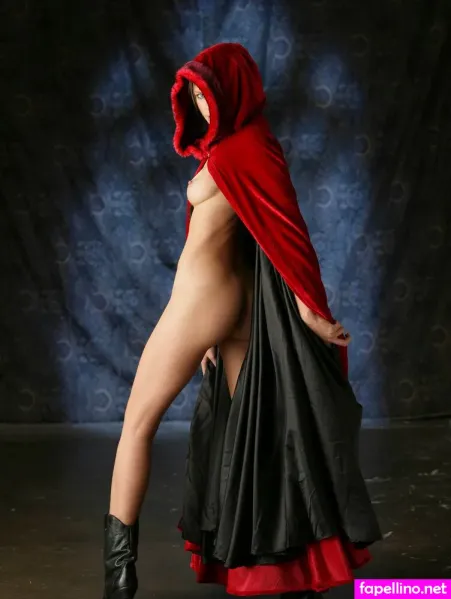 Bare Maidens OnlyFans Thumbnail #M8YoBcIHCu