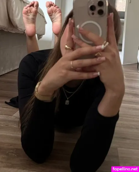Barebylola OnlyFans Thumbnail #1e3jxgsKQs