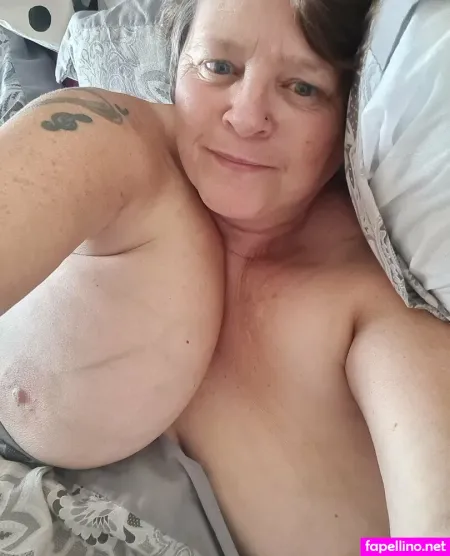 Bareessentialsjj OnlyFans Thumbnail #KHVWTb32vY