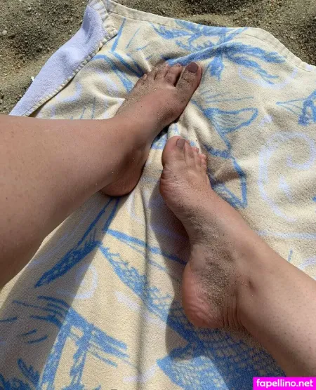 Barefoot Babe02 OnlyFans Thumbnail #hH0wmCIodg
