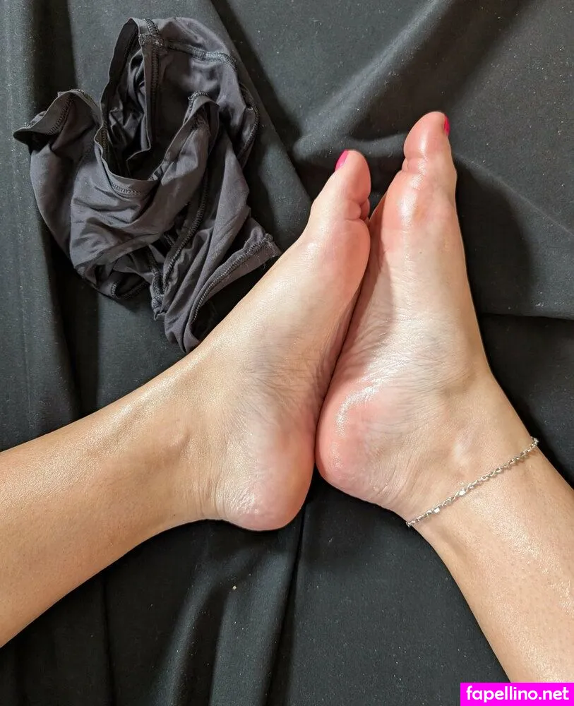 barefoot_bunny_b, barefoot_bunny_b3 Nude Leaked OnlyFans Photo #nklKCvOS0a