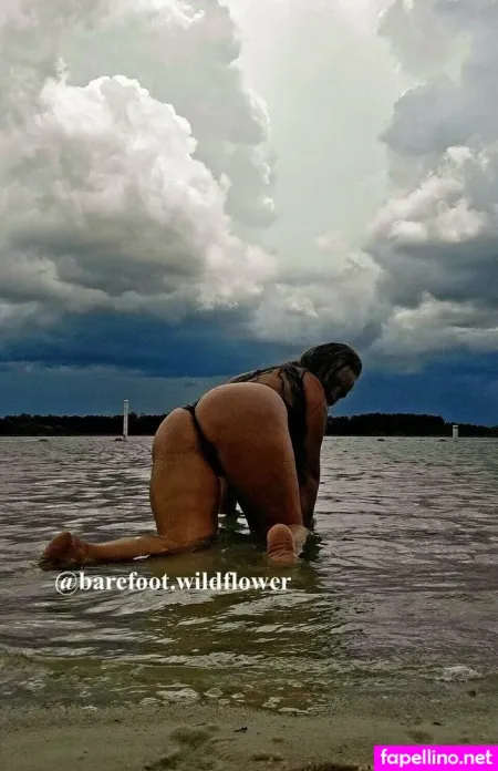 Barefoot Wildflower OnlyFans Thumbnail #tqi0NGIgCi