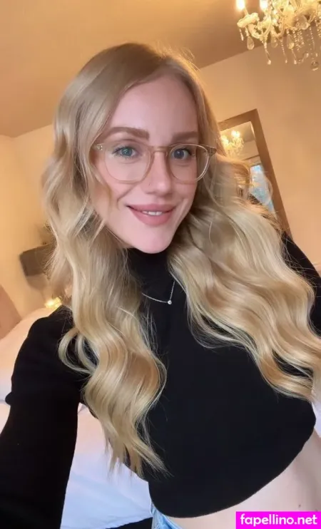 Barefootbarbee OnlyFans Thumbnail #cQ9bbx7Ias