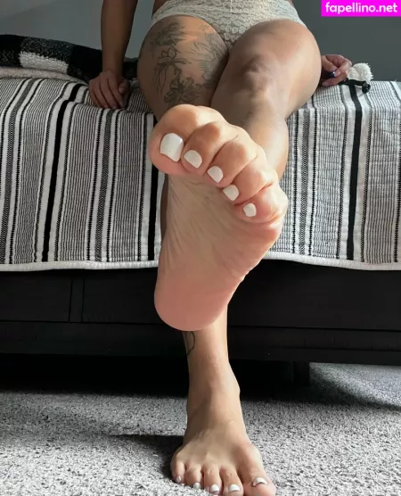 Barefootbunny3456 OnlyFans Thumbnail #q93OiPfQ3l