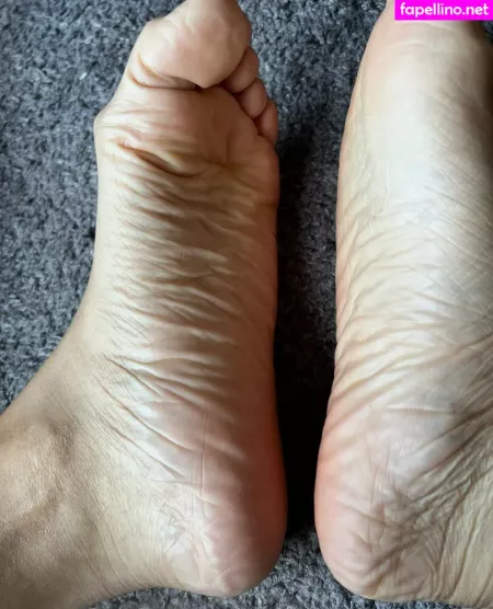 Barefootbunny3456 OnlyFans Thumbnail #rprBNbspfC