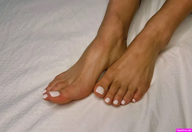 Barefootgwyn 08 OnlyFans Thumbnail #Q2O7MsK2ss