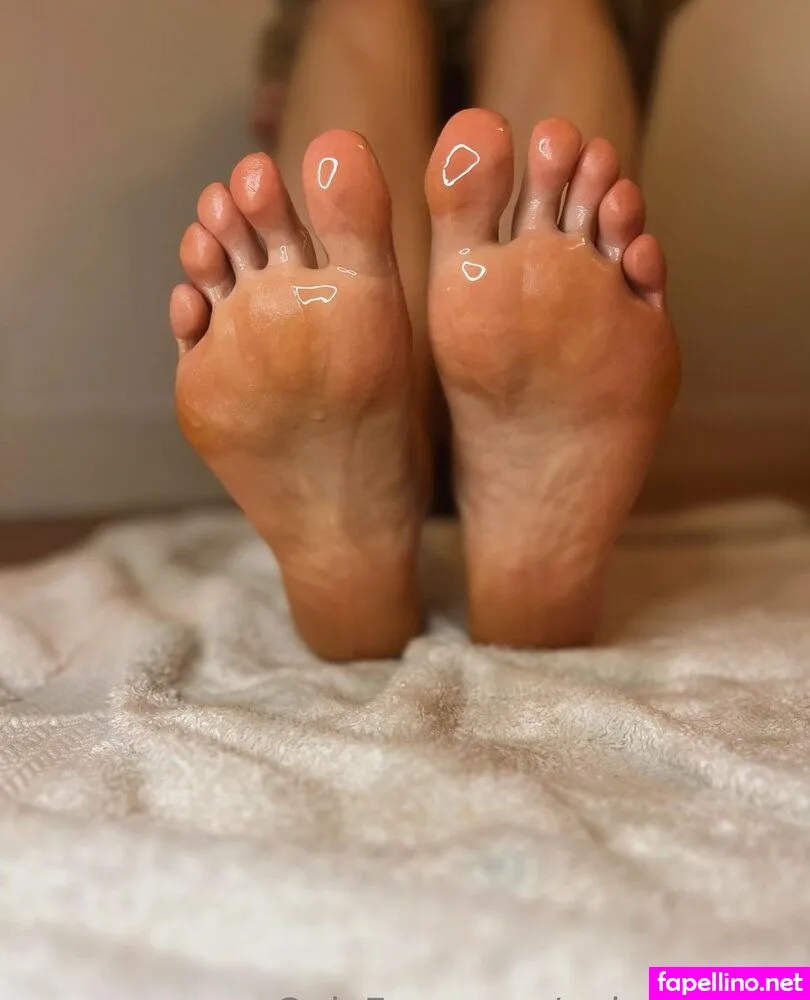 barefootfive, barefootgwyn_08 Nude Leaked OnlyFans Photo #s0Pf739WKv