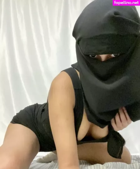 Barelylegalhabibi OnlyFans Thumbnail #7XXhnHTENj