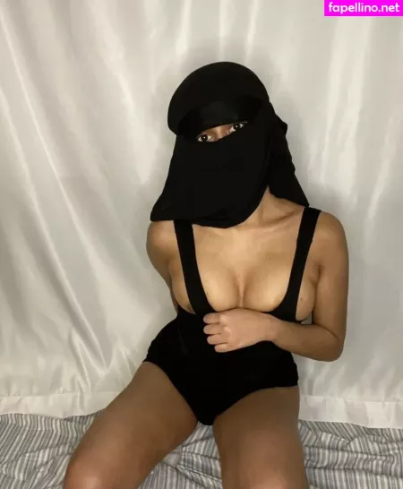 Barelylegalhabibi OnlyFans Thumbnail #SAbcE4hTJJ