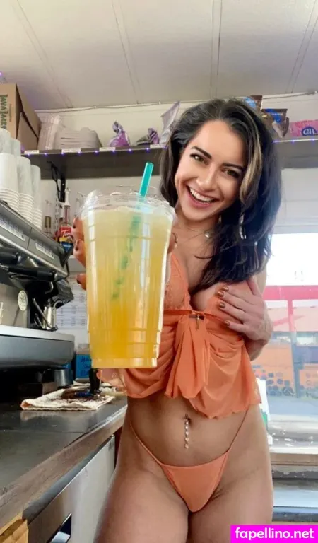 Barista Alexis OnlyFans Thumbnail #kF3XLCSdX6