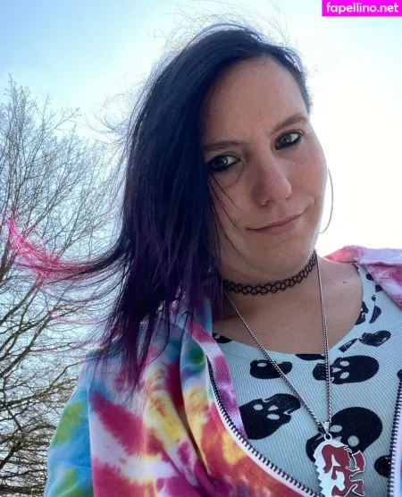 Barrelbabe2020 OnlyFans Thumbnail #NPfYZcoXvB