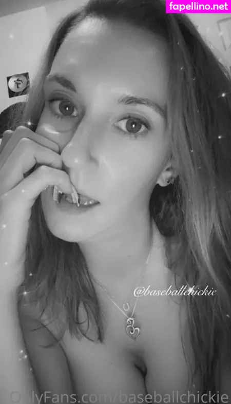 Baseball Chickie OnlyFans Thumbnail #GsEPPdqfjk