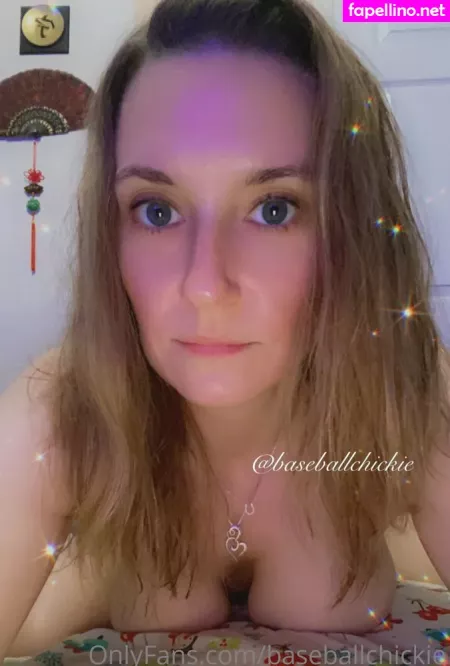 Baseball Chickie OnlyFans Thumbnail #hFOrMwLOdW