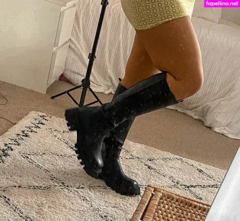 Basicallycatx OnlyFans Thumbnail #wRtm95qnkD