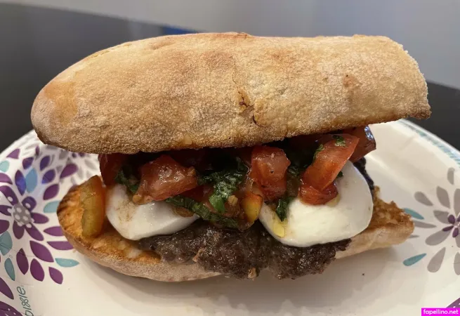 Basicbitchbakerybooty OnlyFans Thumbnail #97ABgLZxmt