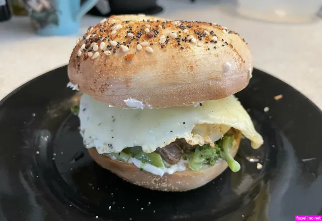 Basicbitchbakerybooty OnlyFans Thumbnail #KsKhnuiMjD