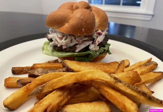 Basicbitchbakerybooty OnlyFans Thumbnail #wYkeOio19A