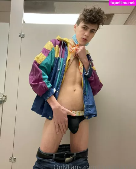 Basilgray OnlyFans Thumbnail #DgrgzZxJJw