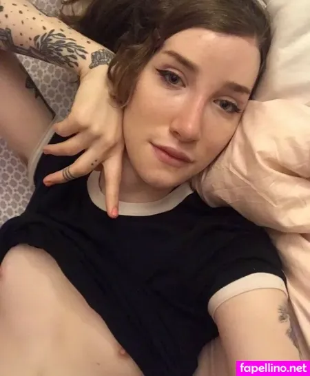 Basilstrawberry OnlyFans Thumbnail #iScarfNd1w