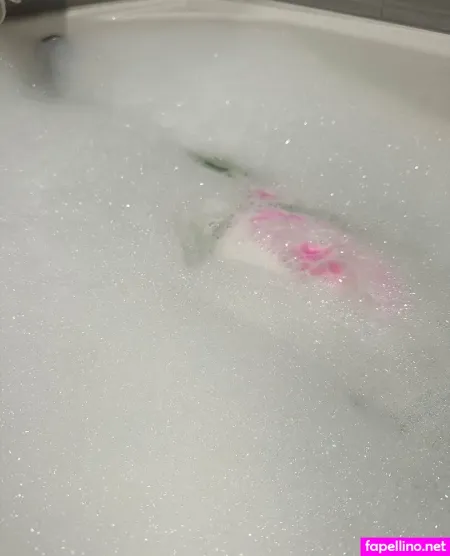 Bathtimewlola OnlyFans Thumbnail #dmQ29fbsHq