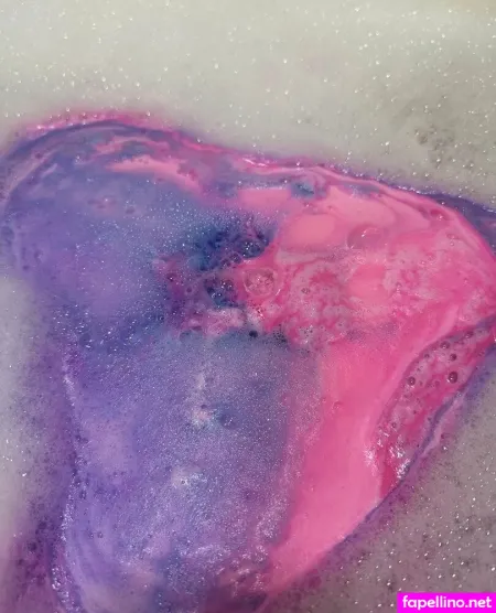 Bathtimewlola OnlyFans Thumbnail #h1AHYYdsvc