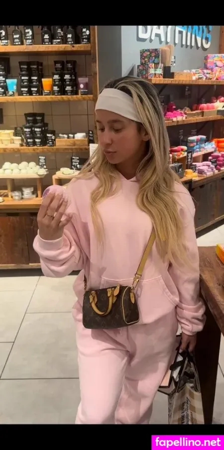 Bathtimewlola OnlyFans Thumbnail #x7gGN6OPPz