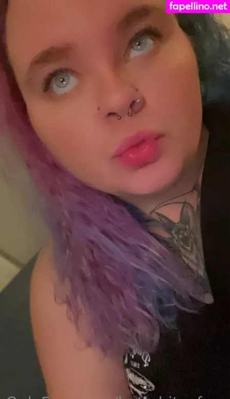 Battybitxxfree OnlyFans Thumbnail #4p8CCbFA4i