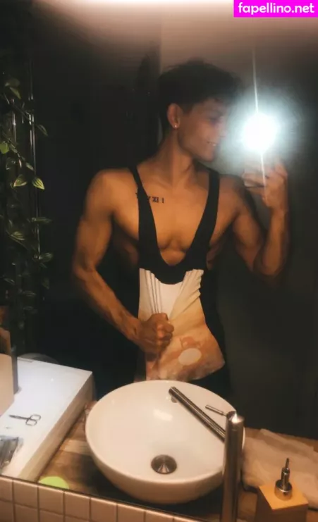 Battyboyfree OnlyFans Thumbnail #5ekv3Z1m2v