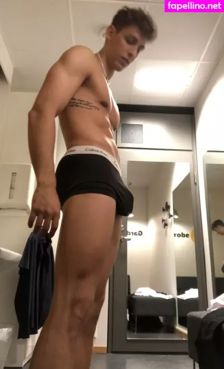 Battyboyfree OnlyFans Thumbnail #II9rZit2CI