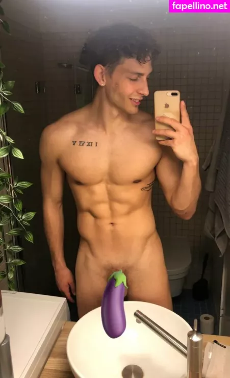 Battyboyfree OnlyFans Thumbnail #cBPF14rUzW