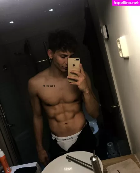 Battyboyfree OnlyFans Thumbnail #jN3Wgiz8u2