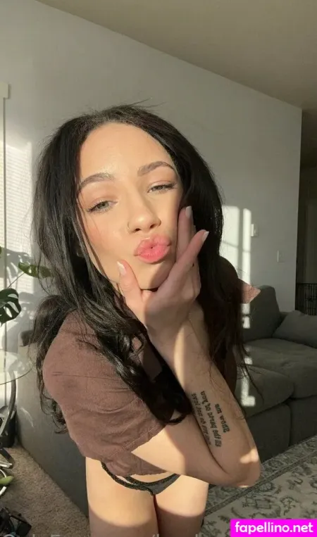 Baylee The Baddie OnlyFans Thumbnail #J069P9AqxI