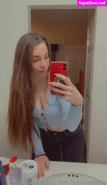 Bayleeann OnlyFans Thumbnail #H1PTk6UEmn