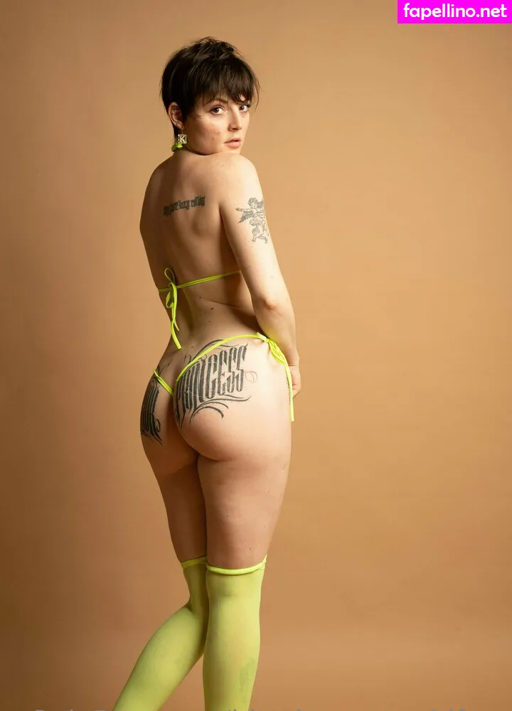 bb_cloversworldfree, the_boys_n_girls_of_the_bay Nude Leaked OnlyFans Photo #hvSVY9HPD5