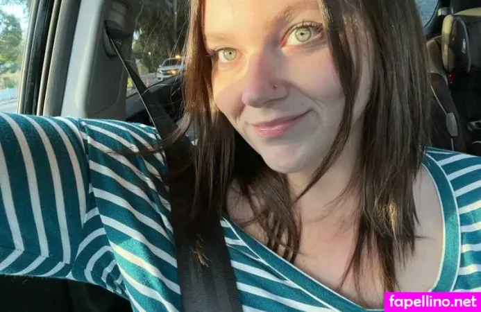 Bbapplehoney OnlyFans Thumbnail #gybpxb0H6t