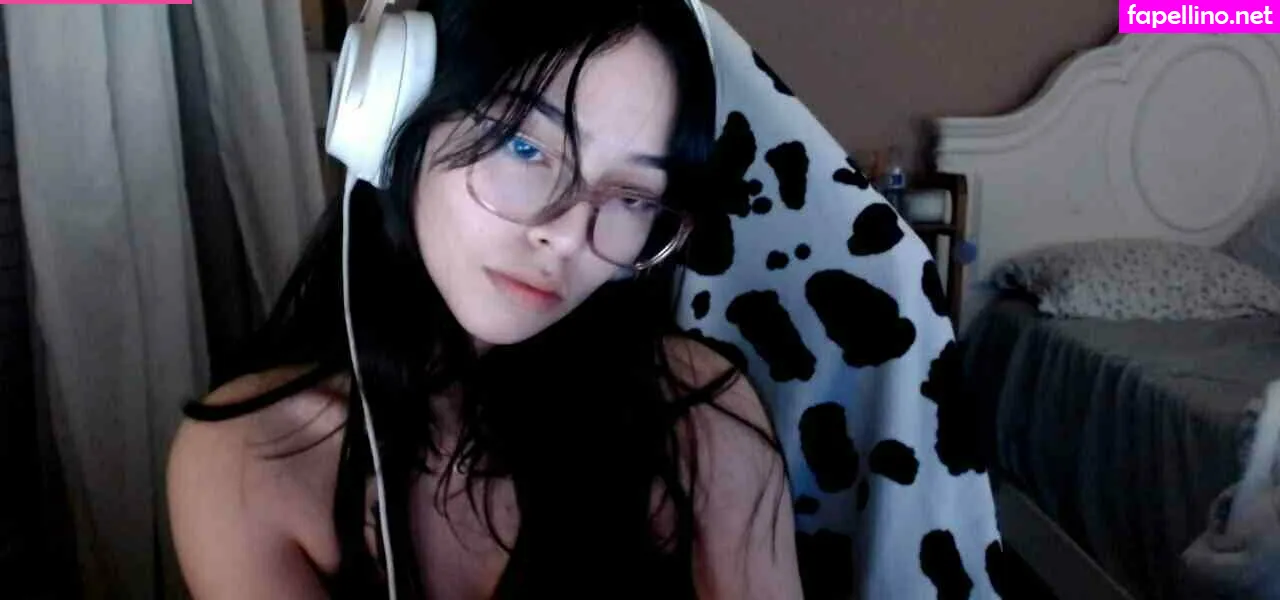 bbaybeebirkin, beevibinn, chocoostrabieee, lilpinkiezzz, riukumabear Nude Leaked OnlyFans Photo #F1fr4mGRTM