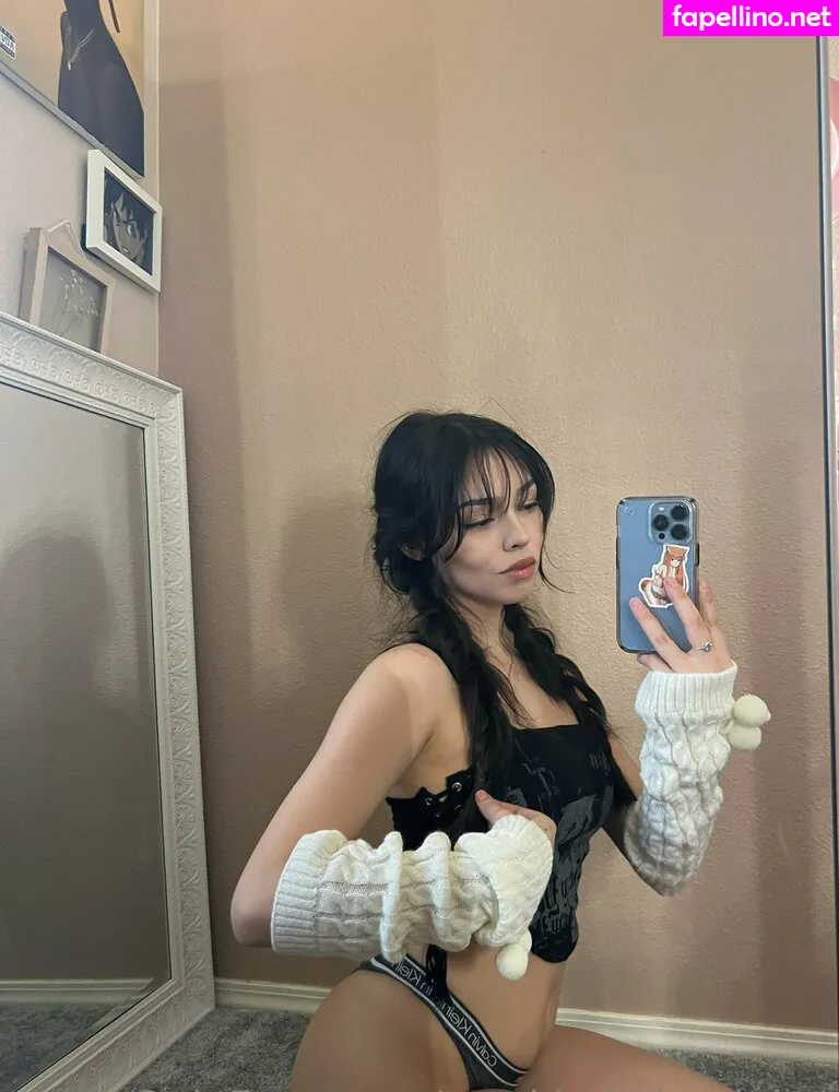 bbaybeebirkin, beevibinn, chocoostrabieee, lilpinkiezzz, riukumabear Nude Leaked OnlyFans Photo #LuRgNWZzPu