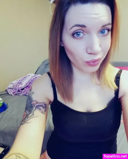 Bbcaddictedwife OnlyFans Thumbnail #L1oBjHVbX4