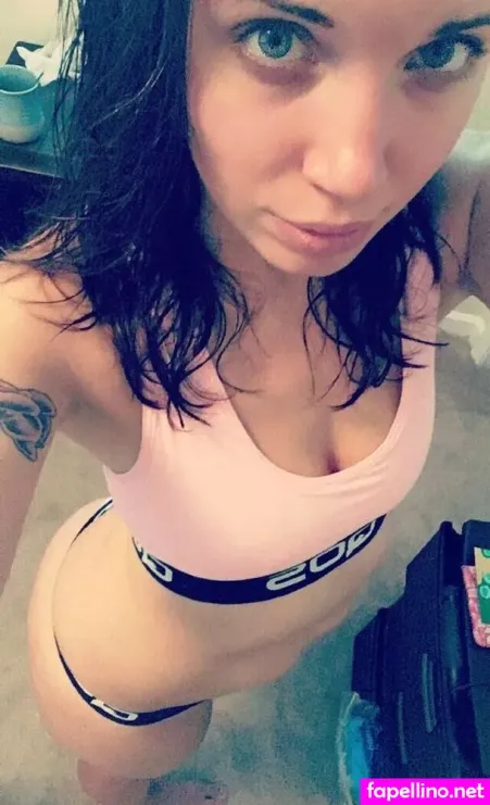 Bbcaddictedwife OnlyFans Thumbnail #t6TgsOnaQv