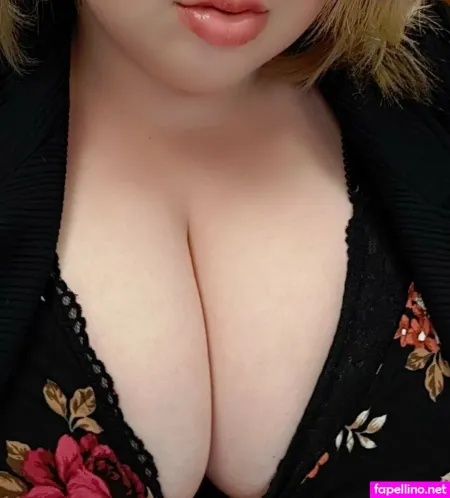 Bbw Hunter Skyefree OnlyFans Thumbnail #xpCCjd3ka1