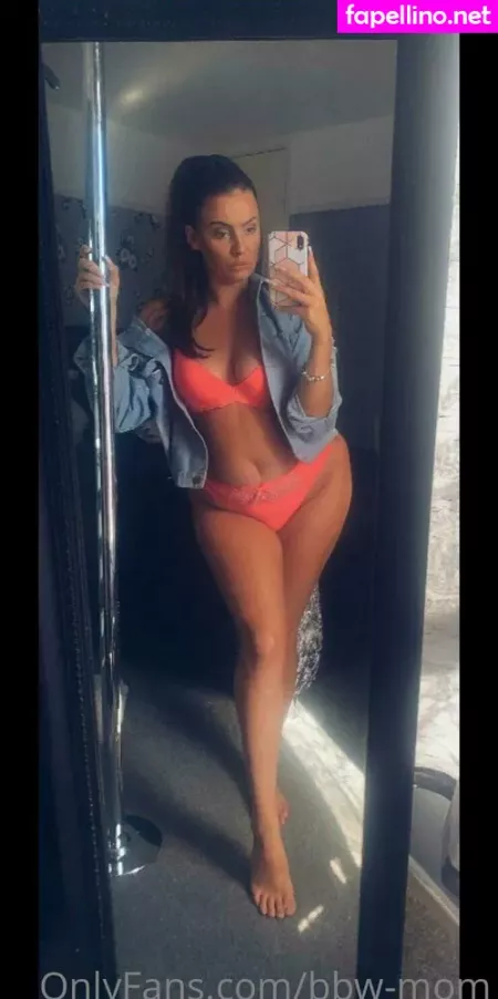 Bbw Mom OnlyFans Thumbnail #AHxBC0LvFH