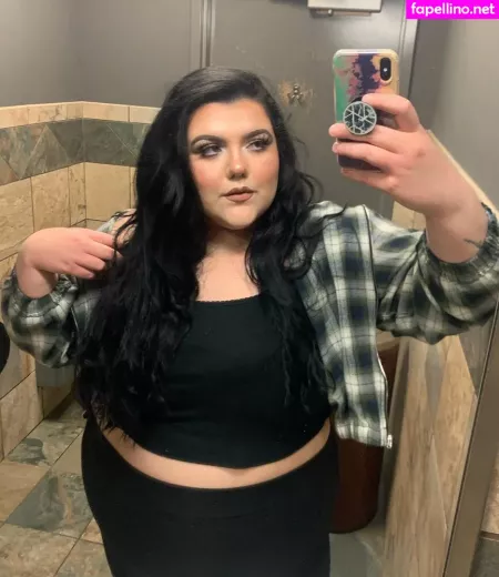 Bbwaubie OnlyFans Thumbnail #M5Yq99TXoE