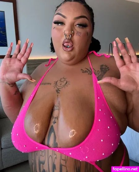 Bbwhades OnlyFans Thumbnail #7AQfn0Nh4a