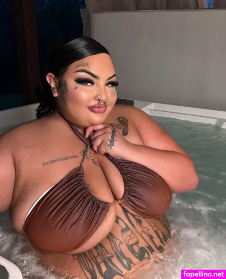 Bbwhades OnlyFans Thumbnail #XmRHIUXDJw