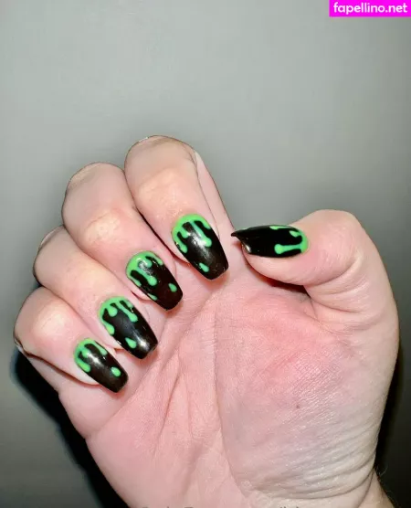 Bbwqueeeen OnlyFans Thumbnail #zbe4KYmERM