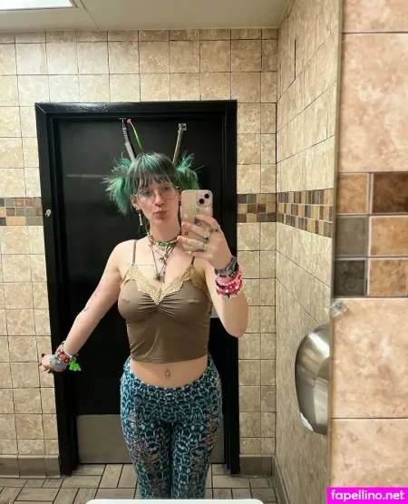 Bby Strawberry Main Profile Photo