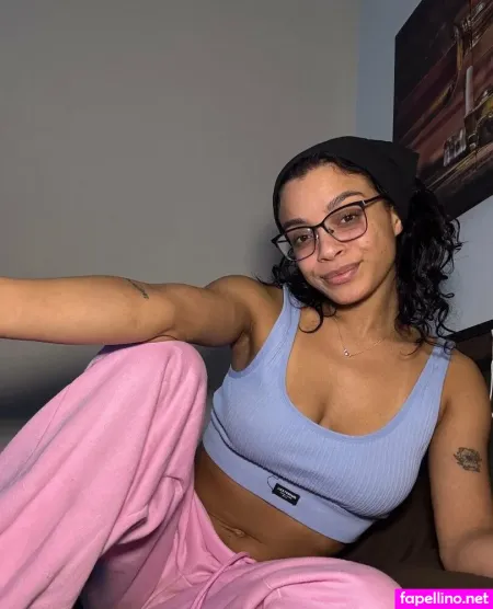 Bbygirlzoexxx OnlyFans Thumbnail #wgr2vrr7Tm