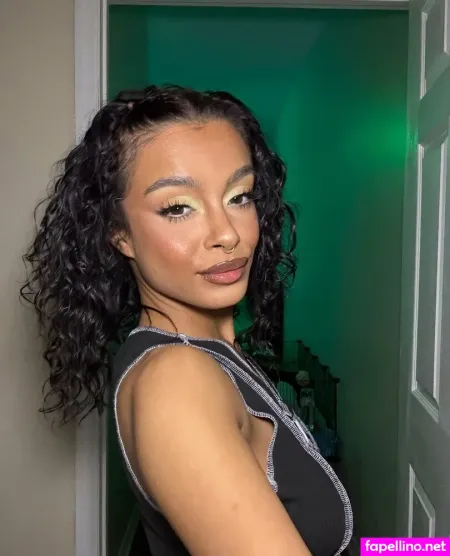 Bbygirlzoexxx OnlyFans Thumbnail #yHtsFV3viM